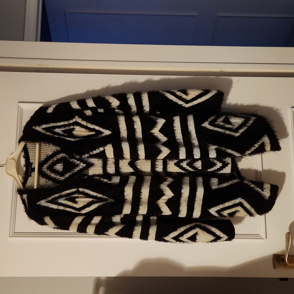 Cardigan by Parkhurst Size M